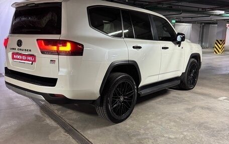 Toyota Land Cruiser, 2021 год, 8 800 000 рублей, 2 фотография