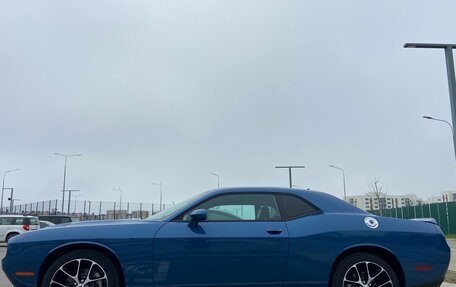 Dodge Challenger III рестайлинг 2, 2021 год, 4 500 000 рублей, 7 фотография