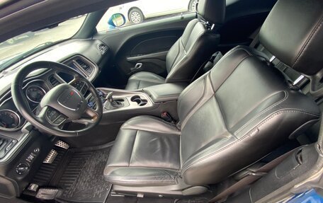 Dodge Challenger III рестайлинг 2, 2021 год, 4 500 000 рублей, 12 фотография