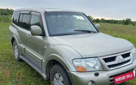 Mitsubishi Pajero III рестайлинг, 2003 год, 1 150 000 рублей, 2 фотография