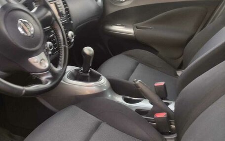 Nissan Juke II, 2012 год, 850 000 рублей, 10 фотография