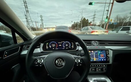 Volkswagen Passat B8 рестайлинг, 2018 год, 3 100 000 рублей, 16 фотография