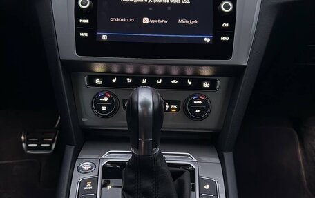 Volkswagen Passat B8 рестайлинг, 2018 год, 3 100 000 рублей, 14 фотография