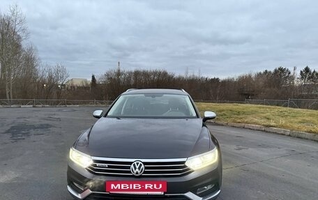 Volkswagen Passat B8 рестайлинг, 2018 год, 3 100 000 рублей, 7 фотография