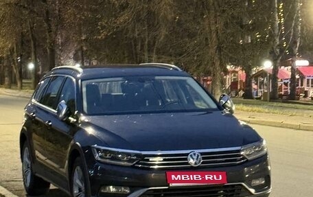 Volkswagen Passat B8 рестайлинг, 2018 год, 3 100 000 рублей, 18 фотография