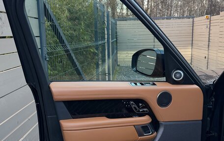 Land Rover Range Rover IV рестайлинг, 2019 год, 7 900 000 рублей, 10 фотография