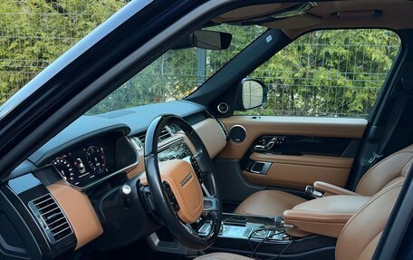 Land Rover Range Rover IV рестайлинг, 2019 год, 7 900 000 рублей, 9 фотография