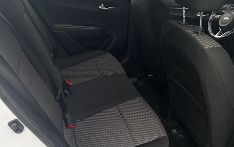 KIA Rio IV, 2019 год, 750 000 рублей, 4 фотография