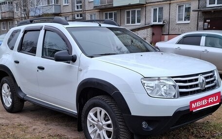 Renault Duster I рестайлинг, 2013 год, 929 000 рублей, 2 фотография