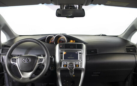 Toyota Verso I, 2012 год, 1 298 000 рублей, 13 фотография