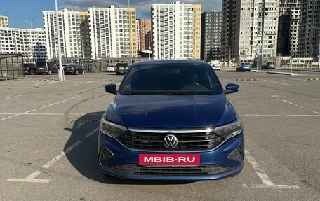Volkswagen Polo VI (EU Market), 2021 год, 1 650 000 рублей, 2 фотография