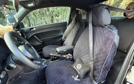 Volkswagen Beetle, 2012 год, 800 000 рублей, 9 фотография