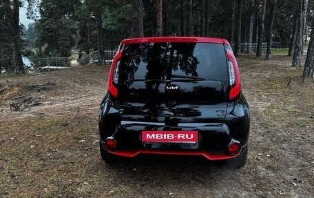 KIA Soul II рестайлинг, 2015 год, 1 425 000 рублей, 6 фотография