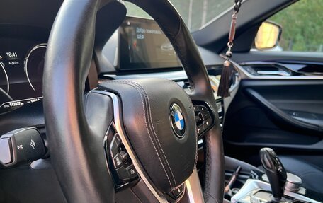 BMW 5 серия, 2018 год, 2 650 000 рублей, 16 фотография