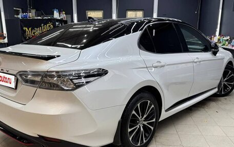 Toyota Camry, 2021 год, 2 650 000 рублей, 9 фотография