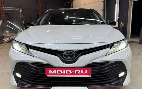 Toyota Camry, 2021 год, 2 650 000 рублей, 5 фотография