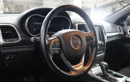 Jeep Grand Cherokee, 2018 год, 3 990 000 рублей, 11 фотография