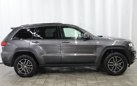 Jeep Grand Cherokee, 2018 год, 3 990 000 рублей, 7 фотография