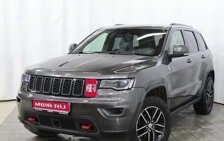 Jeep Grand Cherokee, 2018 год, 3 990 000 рублей, 1 фотография