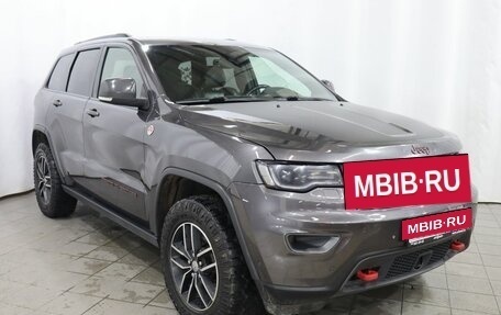 Jeep Grand Cherokee, 2018 год, 3 990 000 рублей, 3 фотография