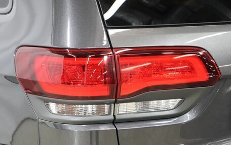 Jeep Grand Cherokee, 2018 год, 3 990 000 рублей, 25 фотография