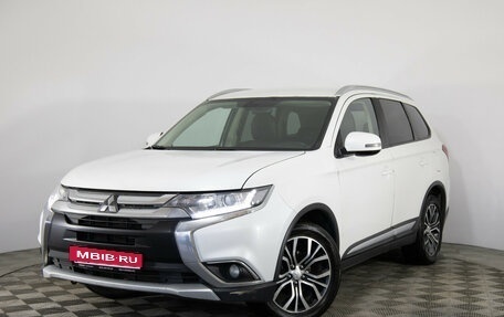 Mitsubishi Outlander III рестайлинг 3, 2017 год, 1 299 000 рублей, 1 фотография