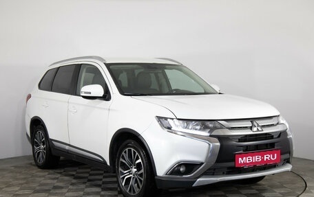 Mitsubishi Outlander III рестайлинг 3, 2017 год, 1 299 000 рублей, 3 фотография
