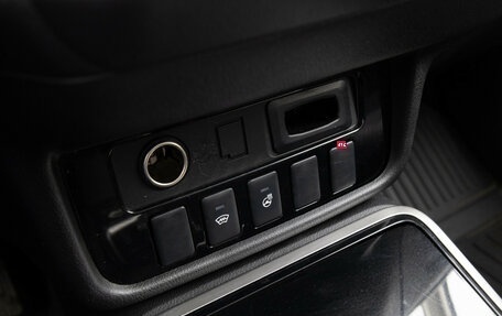 Mitsubishi Outlander III рестайлинг 3, 2017 год, 1 299 000 рублей, 19 фотография