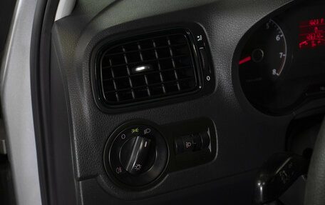 Volkswagen Polo VI (EU Market), 2012 год, 895 000 рублей, 19 фотография