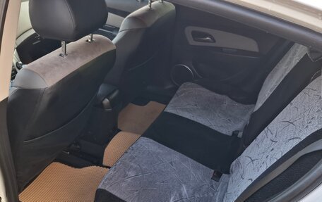 Chevrolet Cruze II, 2012 год, 660 000 рублей, 9 фотография