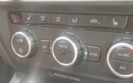 Volkswagen Jetta VI, 2014 год, 1 199 000 рублей, 3 фотография