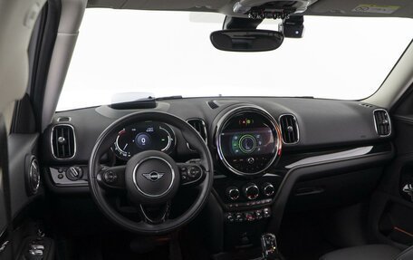 MINI Countryman II (F60), 2021 год, 4 525 077 рублей, 7 фотография