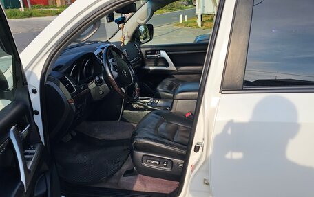 Toyota Land Cruiser 200, 2012 год, 4 000 000 рублей, 6 фотография