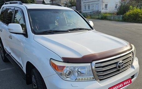 Toyota Land Cruiser 200, 2012 год, 4 000 000 рублей, 10 фотография
