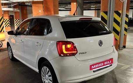 Volkswagen Polo VI (EU Market), 2013 год, 850 000 рублей, 7 фотография