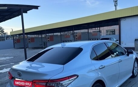 Toyota Camry, 2020 год, 3 000 000 рублей, 3 фотография