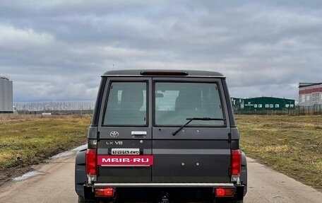 Toyota Land Cruiser 70, 2017 год, 7 200 000 рублей, 7 фотография