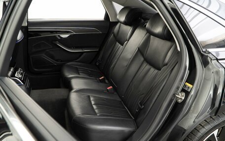 Audi A8, 2019 год, 3 990 000 рублей, 11 фотография