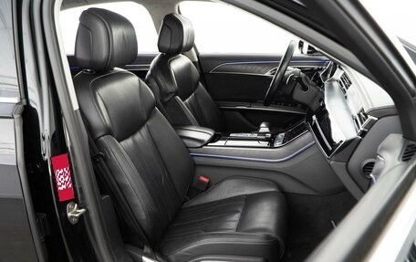 Audi A8, 2019 год, 3 990 000 рублей, 10 фотография