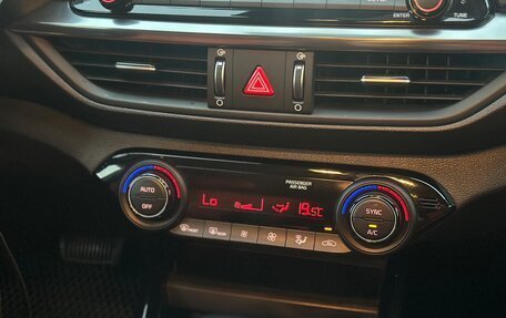 KIA Cerato IV, 2020 год, 2 350 000 рублей, 15 фотография