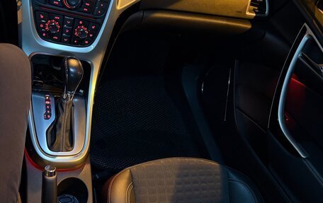 Opel Astra J, 2013 год, 1 150 000 рублей, 13 фотография