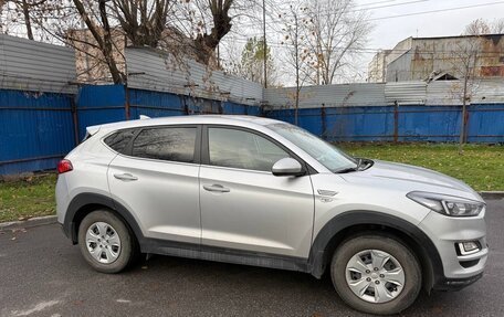 Hyundai Tucson III, 2019 год, 2 135 000 рублей, 2 фотография
