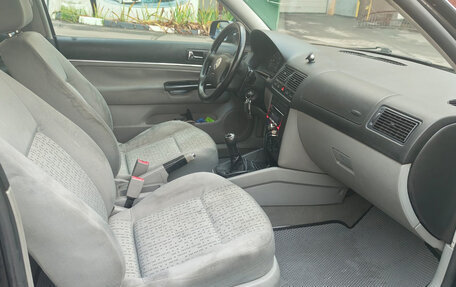 Volkswagen Golf IV, 2002 год, 500 000 рублей, 10 фотография