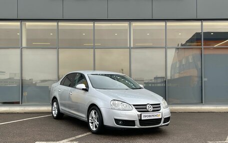 Volkswagen Jetta VI, 2010 год, 539 000 рублей, 2 фотография
