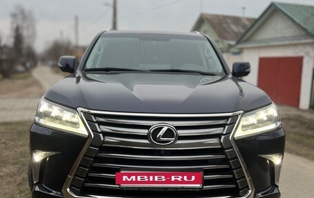 Lexus LX III, 2017 год, 7 фотография