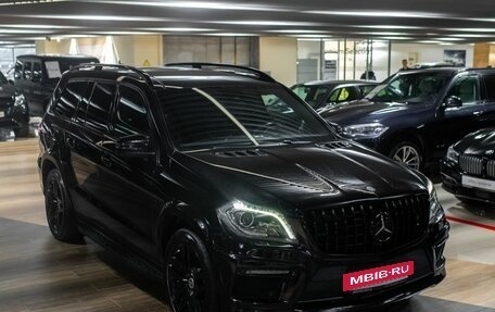 Mercedes-Benz GL-Класс AMG, 2013 год, 4 300 000 рублей, 3 фотография