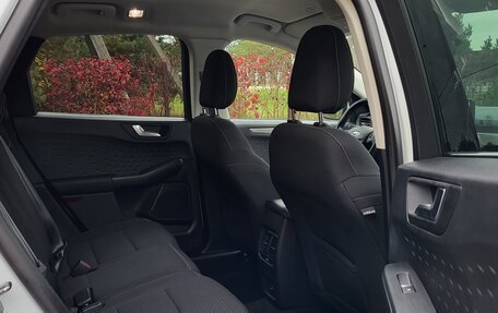 Ford Kuga III, 2020 год, 1 640 000 рублей, 19 фотография