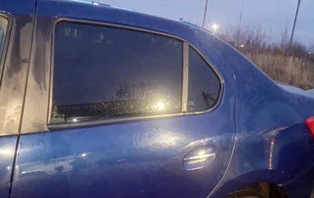 Renault Logan II, 2016 год, 800 000 рублей, 6 фотография