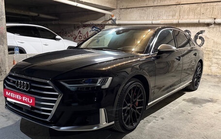 Audi S8, 2021 год, 14 500 000 рублей, 2 фотография