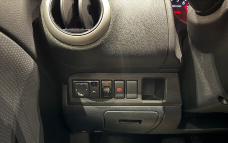 Nissan Note II рестайлинг, 2013 год, 890 000 рублей, 14 фотография